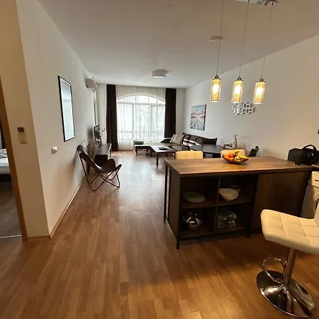 Edmond Apartment-highspeed-internet-free! Апартаменты