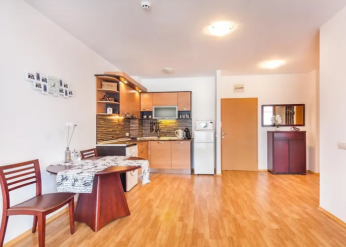 Apartament Edmond Apartment-highspeed-internet-free! Aheloy